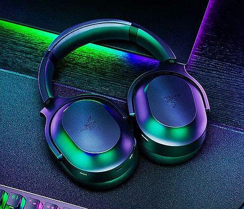 ������� �������� Razer Barracuda Pro