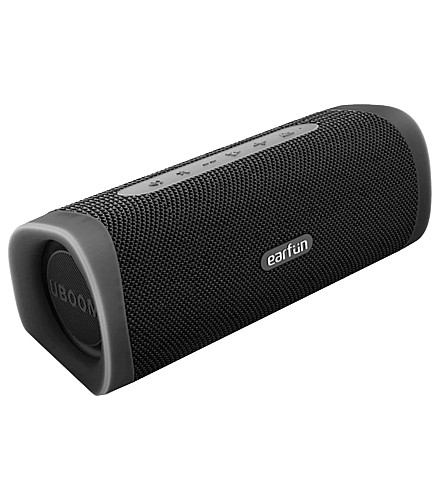 ����� ������ EarFun UBOOM L